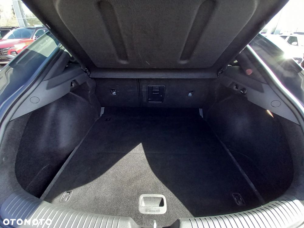 Hyundai i30 1.5 T-GDI 48V Smart DCT - 28