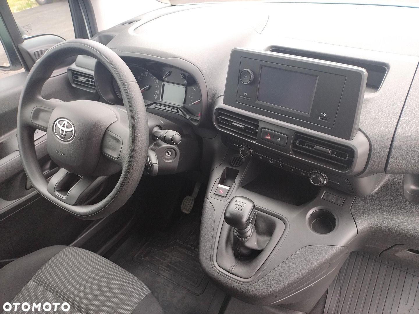 Toyota PROACE CITY - 11