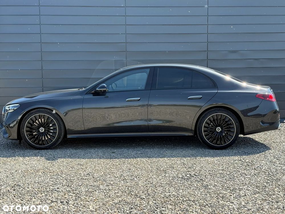 Mercedes-Benz Klasa E 200 mHEV 4-Matic AMG 9G-Tronic - 4