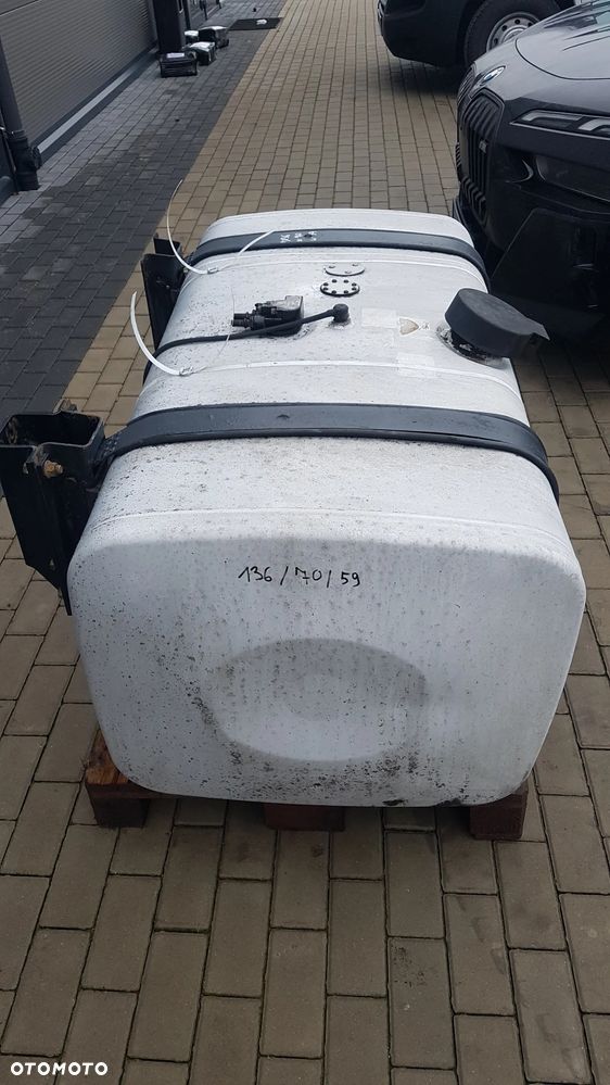 ZBIORNIK PALIWA KOMPLETNY MAN TGX TGS EURO 6 MEGA LOW DECK 135X70X59 ST - 2