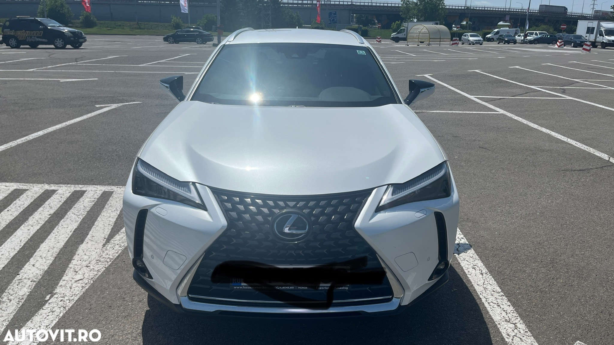 Lexus UX 250h - 9