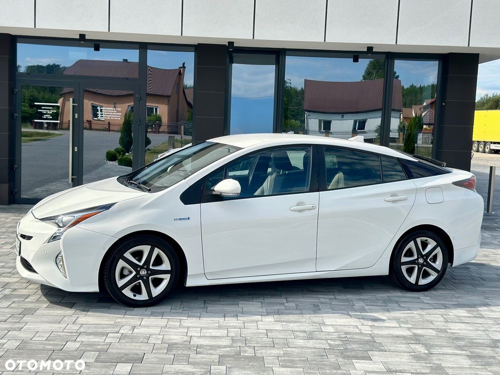 Toyota Prius 1.8 Hybrid Prestige - 4