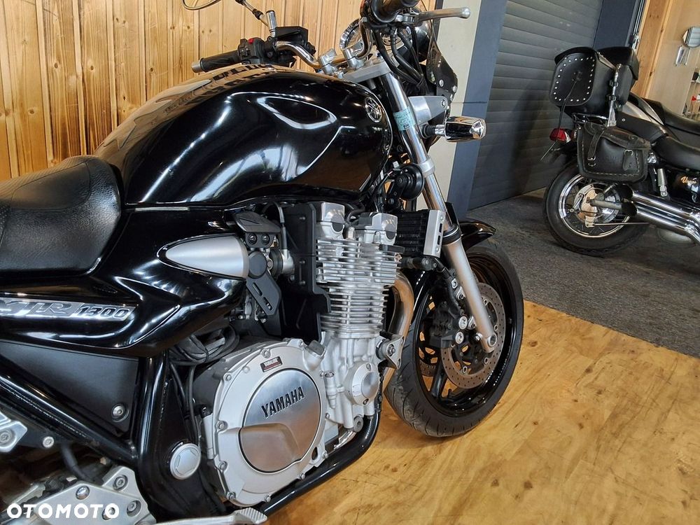 Yamaha XJR - 7