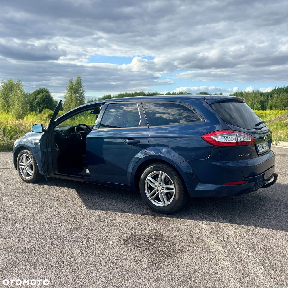 Ford Mondeo 2.0 TDCi Ambiente - 4