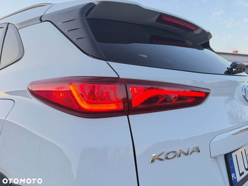 Hyundai Kona 1.6 T-GDI DCT 4WD Premium - 11