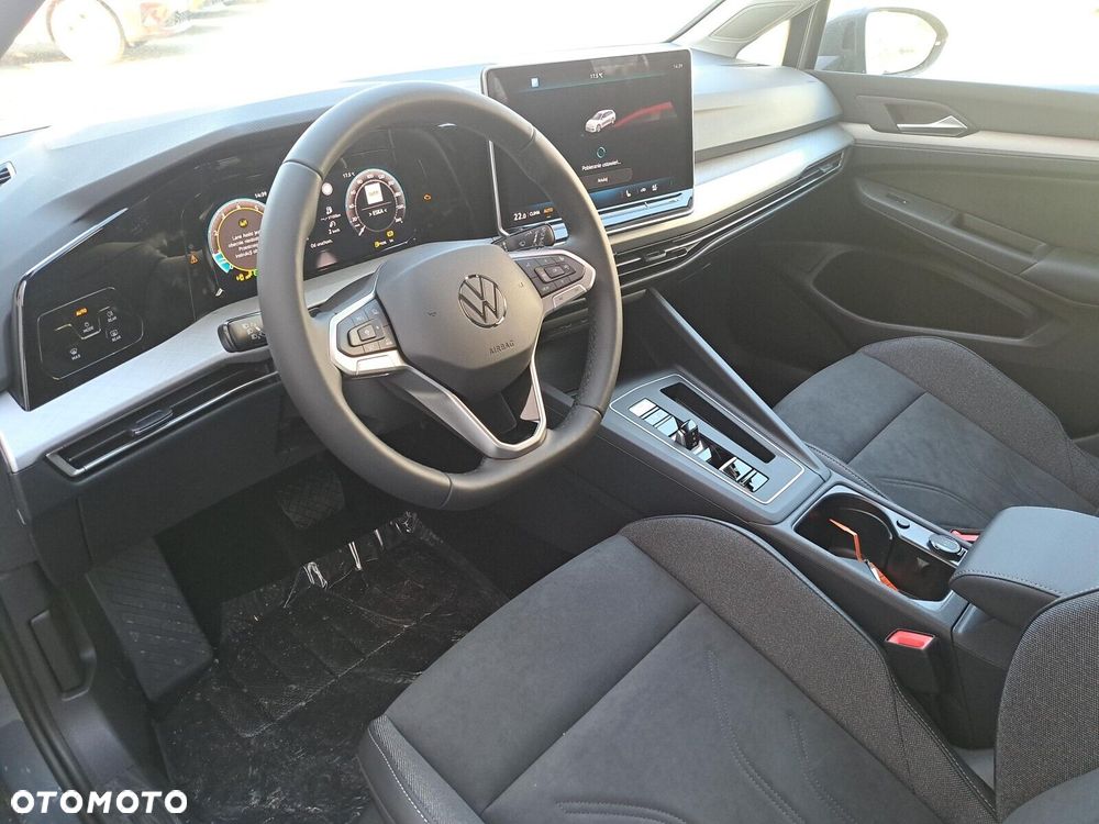Volkswagen Golf Variant - 10