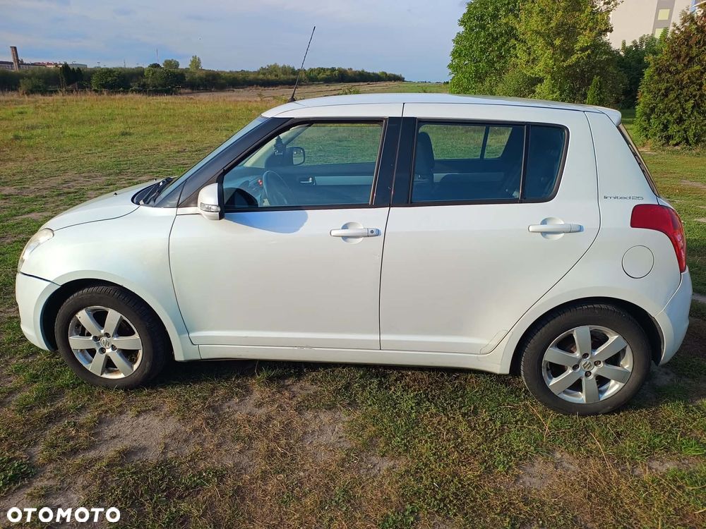 Suzuki Swift 1.3 GLX / Comfort - 2