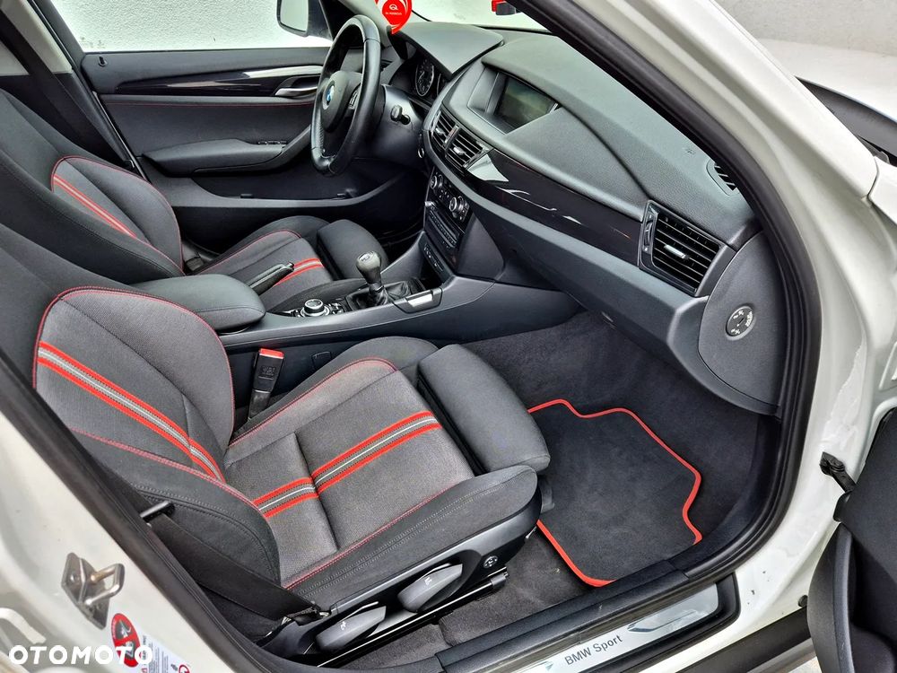 BMW X1 sDrive18d xLine - 6