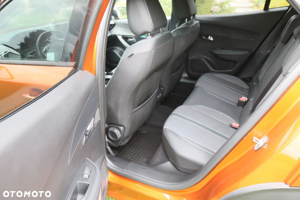 Peugeot 2008 1.2 PureTech Allure S&S - 21