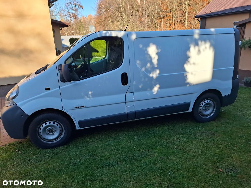 Renault TRAFIC - 6
