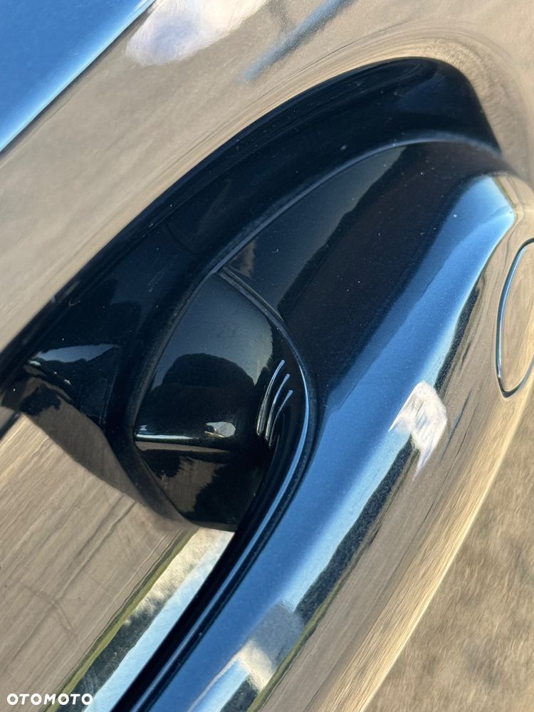 BMW Seria 3 330i M Sport - 36