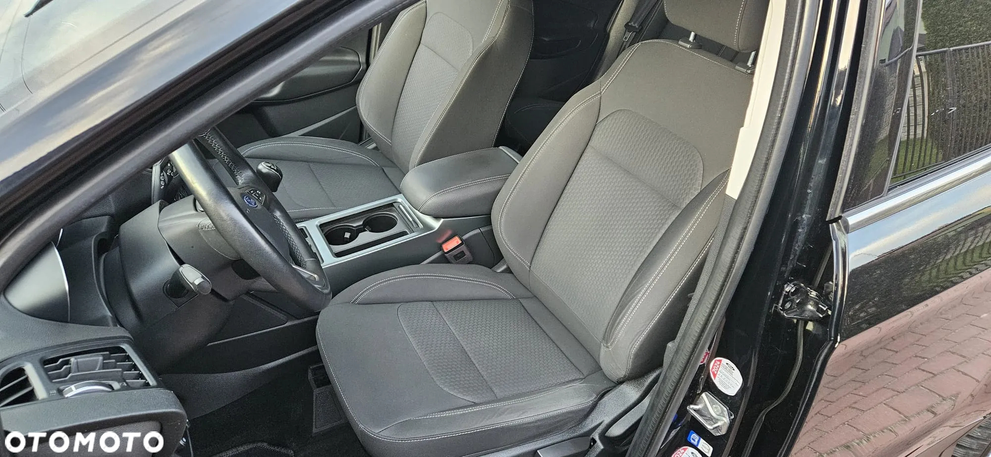 Ford Kuga 1.5 EcoBoost 2x4 Business Edition - 21