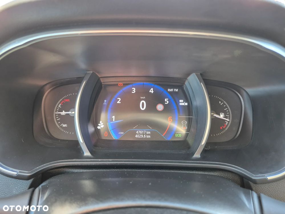 Renault Megane TCe 115 GPF ZEN - 16