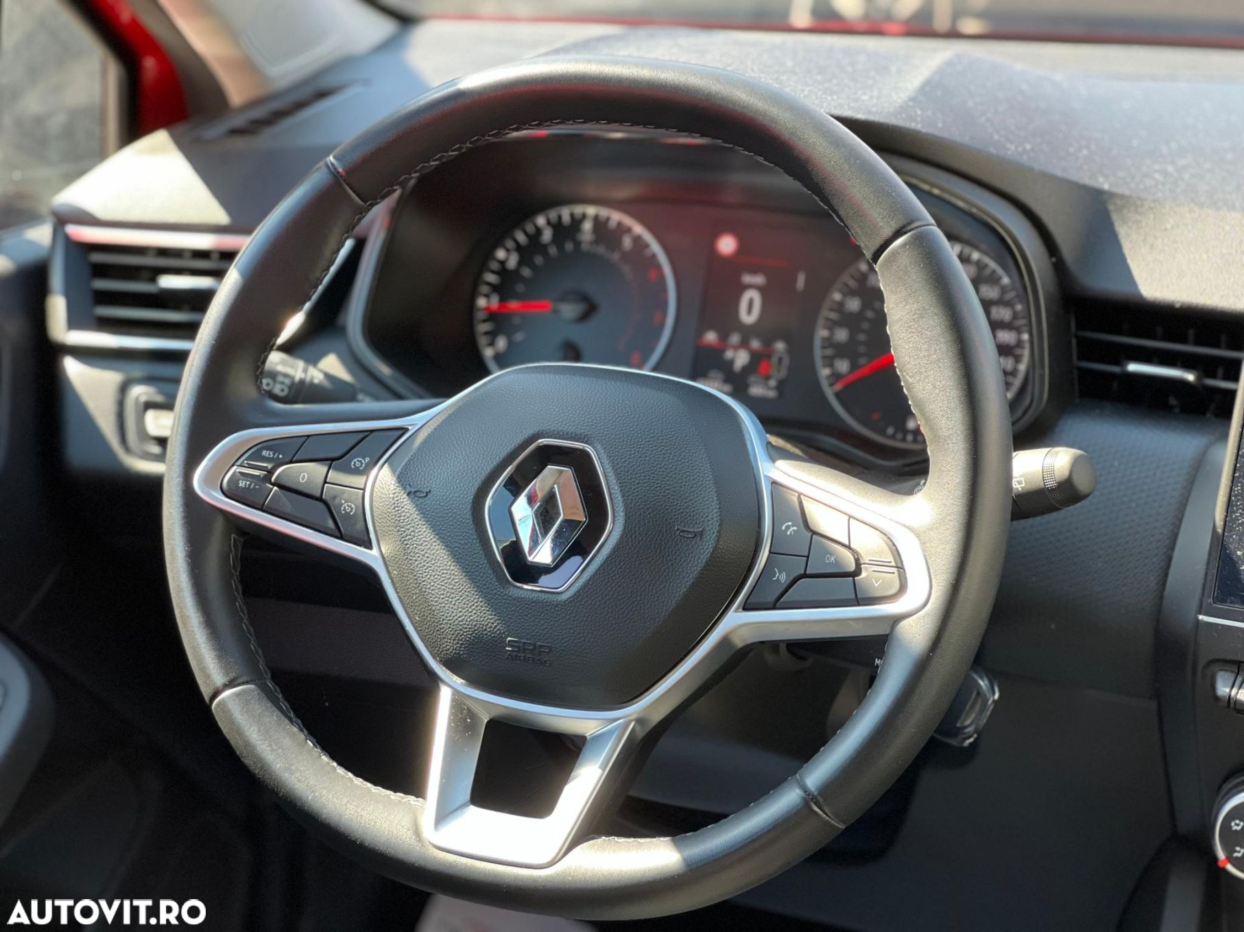 Renault Clio - 12
