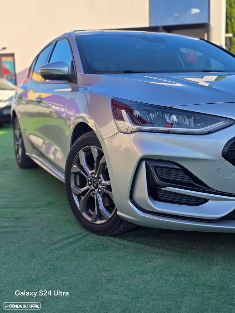 Ford Focus 1.0 EcoBoost ST-Line - 19