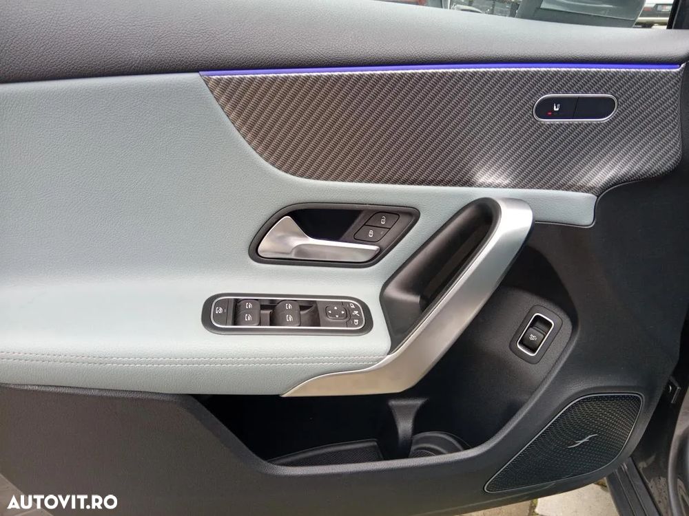 Mercedes-Benz A 220 4MATIC Aut. - 15