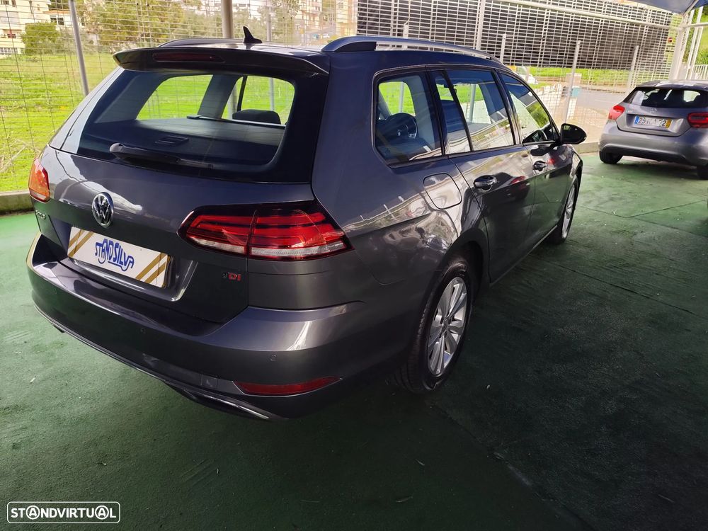 VW Golf Variant 1.6 TDi Confortline - 4