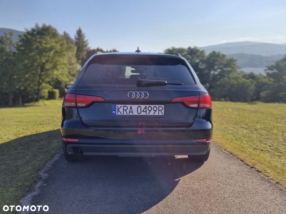 Audi A4 Avant - 4
