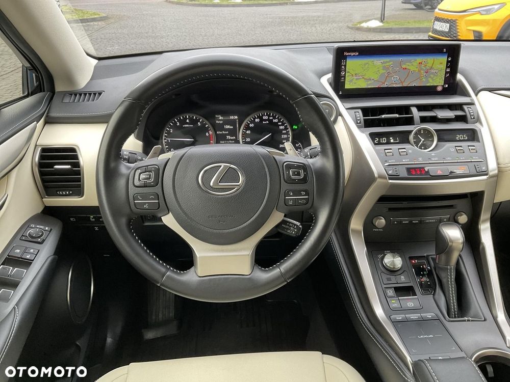 Lexus NX 300 F Impression AWD - 18