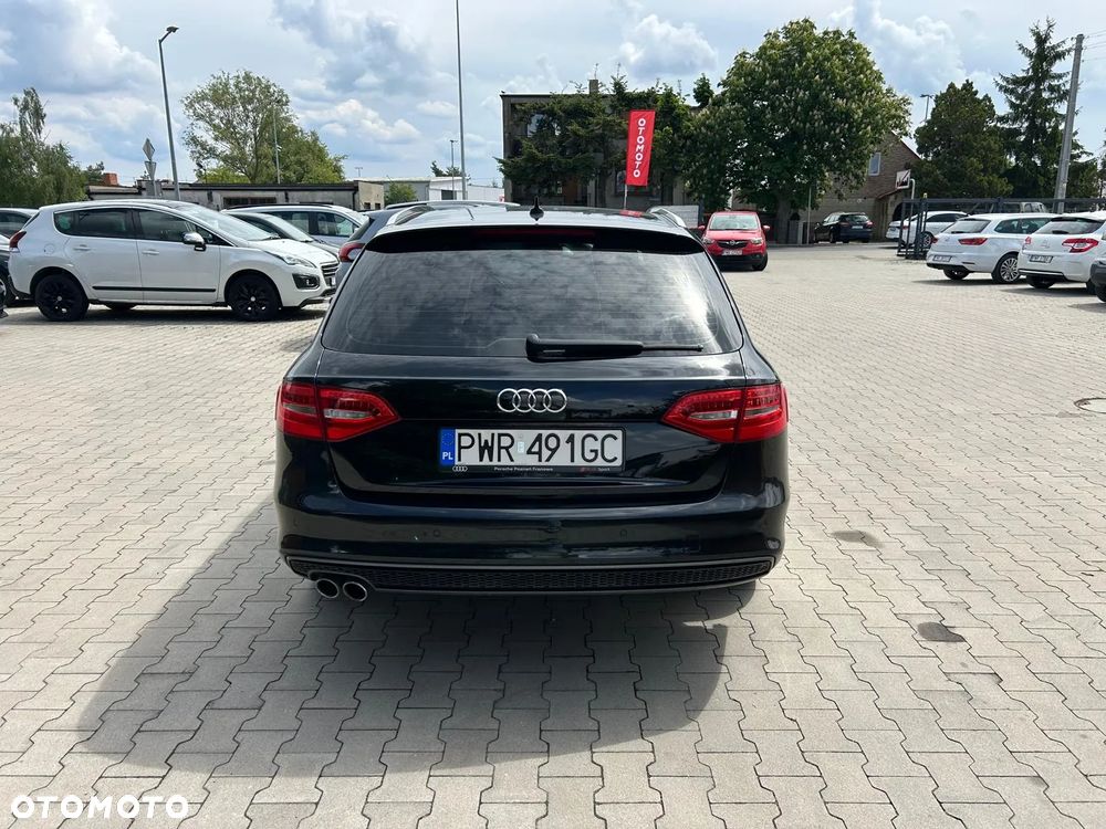 Audi A4 Avant 2.0 TDI DPF clean diesel multitronic S line Sportpaket - 6