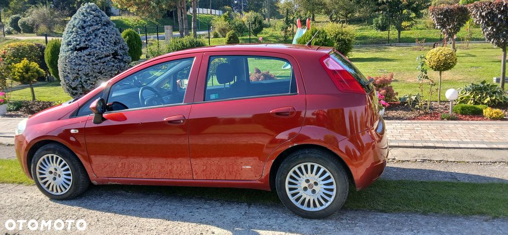 Fiat Punto 1.4 16V Dynamic - 15