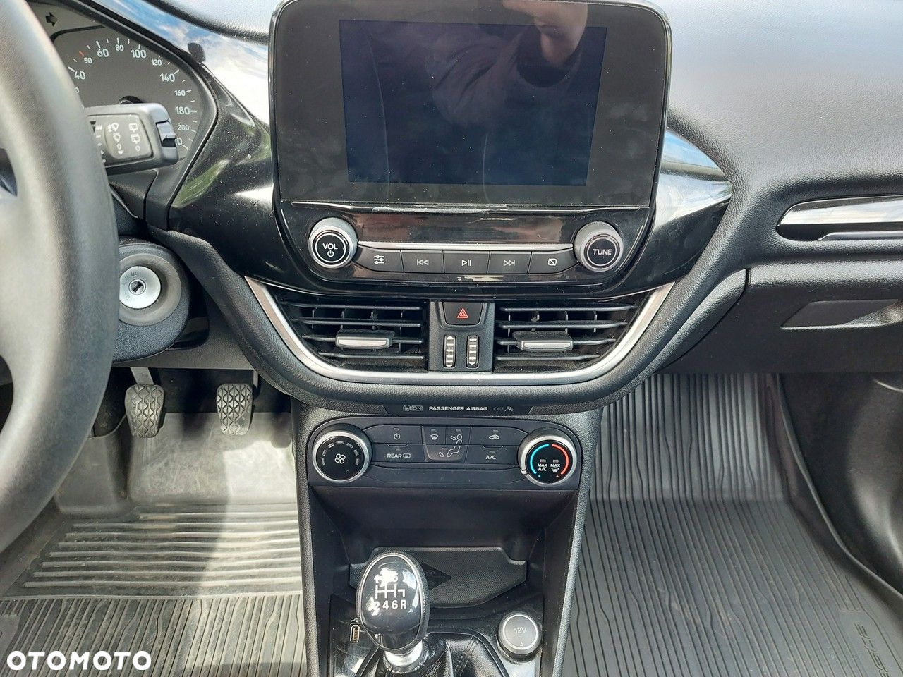 Ford Fiesta 1.0 EcoBoost Connected ASS - 10