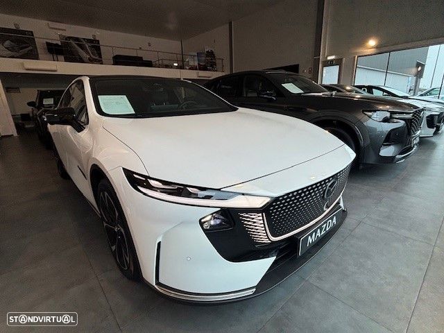 Mazda 6e 68.8 kWh Takumi - 4