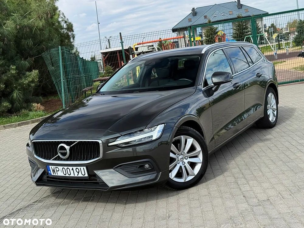 Volvo V60 D3 Geartronic Momentum Pro - 1