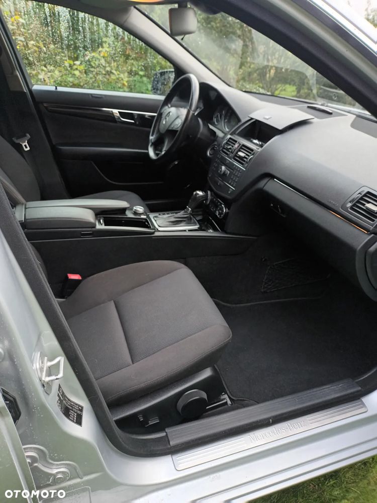 Mercedes-Benz Klasa C 200 7G-TRONIC Edition - 11