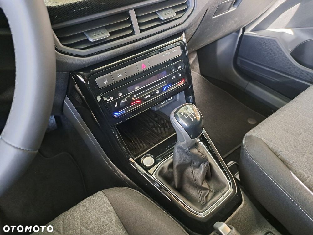 Volkswagen T-Cross 1.0 TSI Life Plus - 16