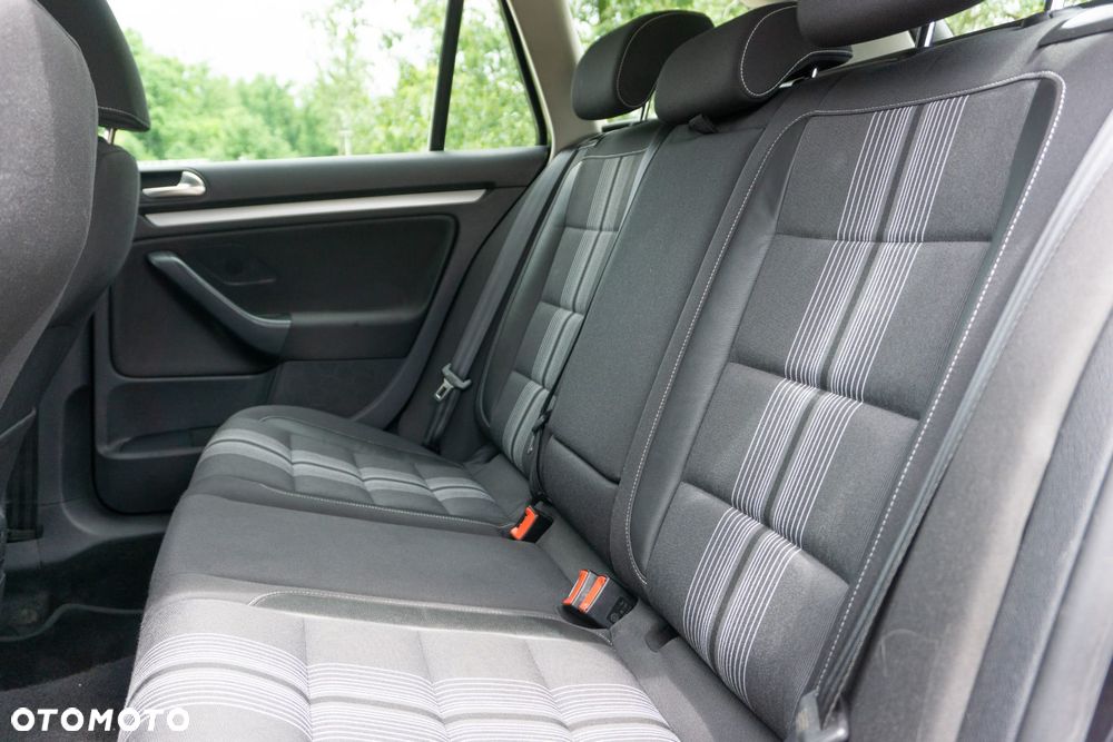 Volkswagen Golf 1.6 BlueTDI Comfortline - 7