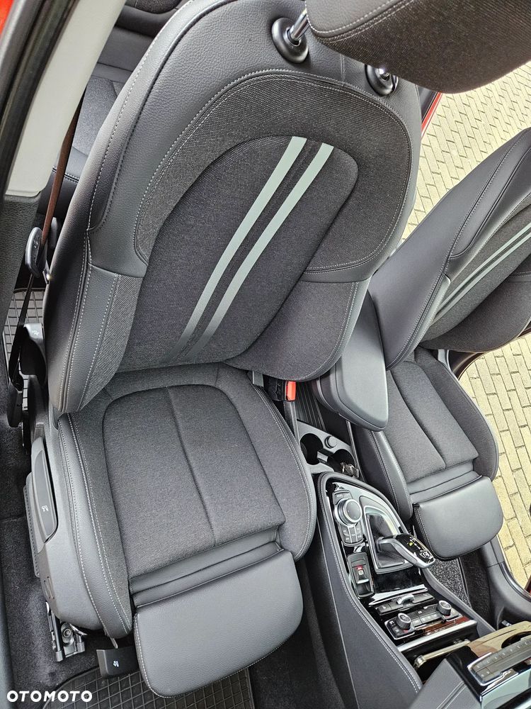 BMW Seria 2 218d Luxury Line - 32