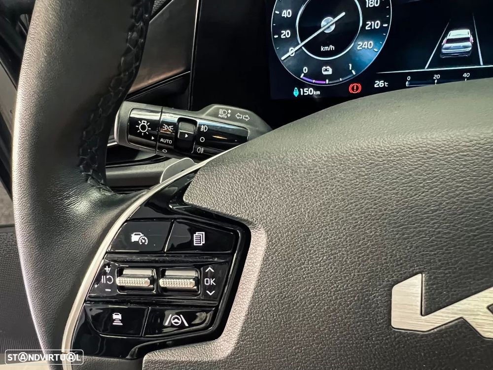 Kia Niro EV 64kWh Tech - 13