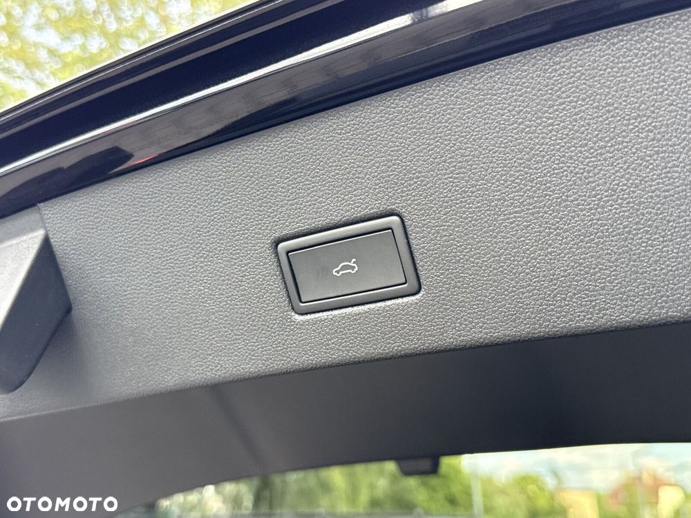 Volkswagen T-Roc 1.5 TSI Style DSG - 36