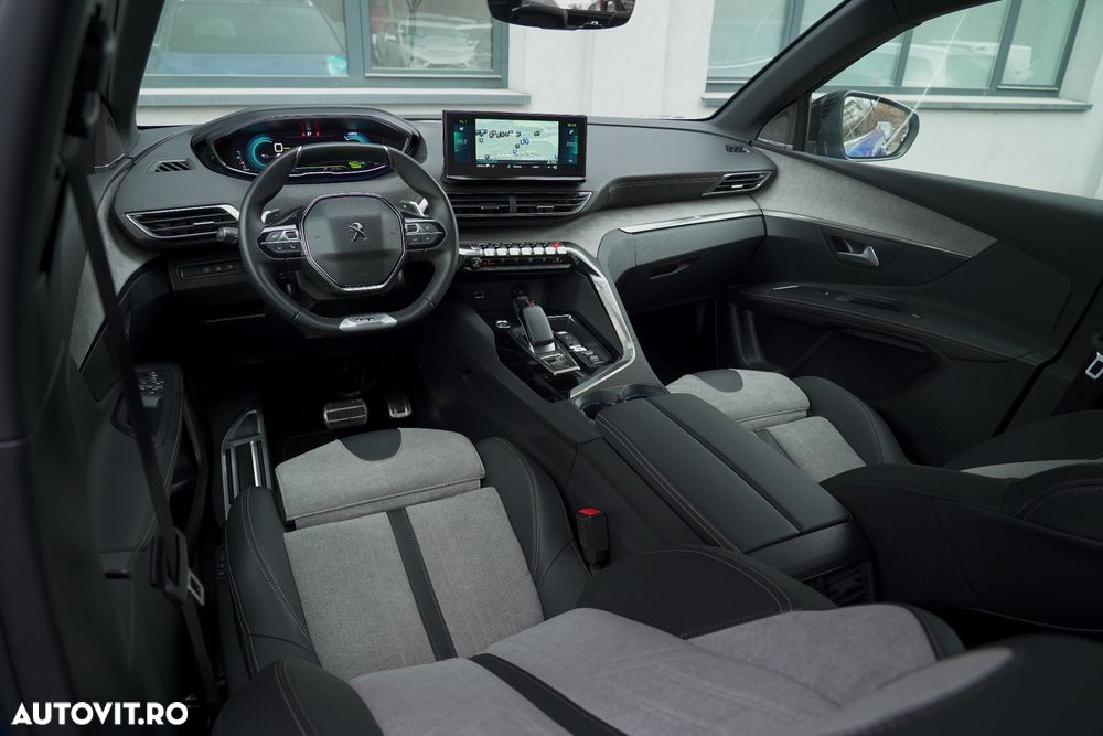 Peugeot 3008 225 e-EAT8 GT Pack - 16