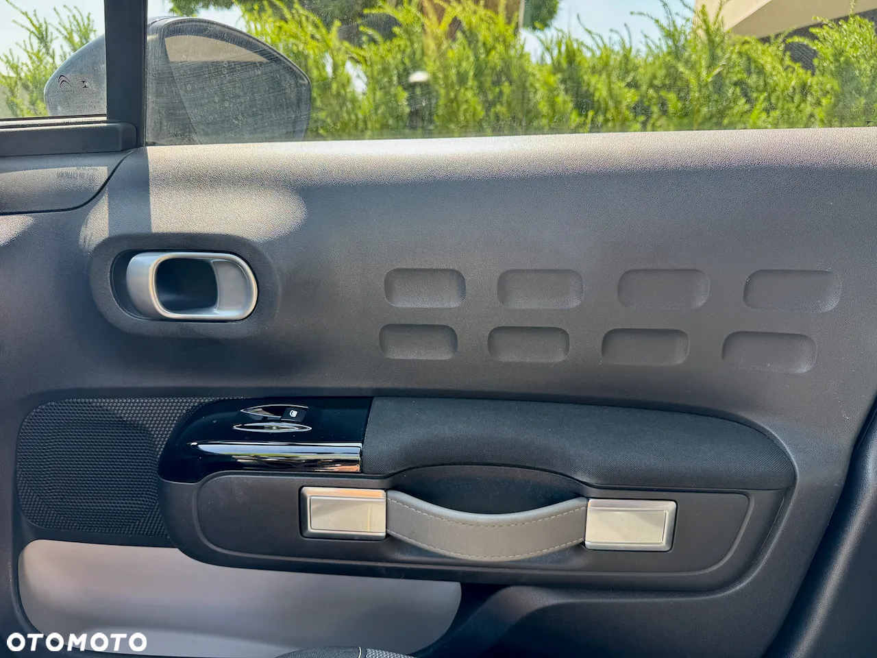 Citroën C3 1.2 PureTech Shine EAT6 - 16