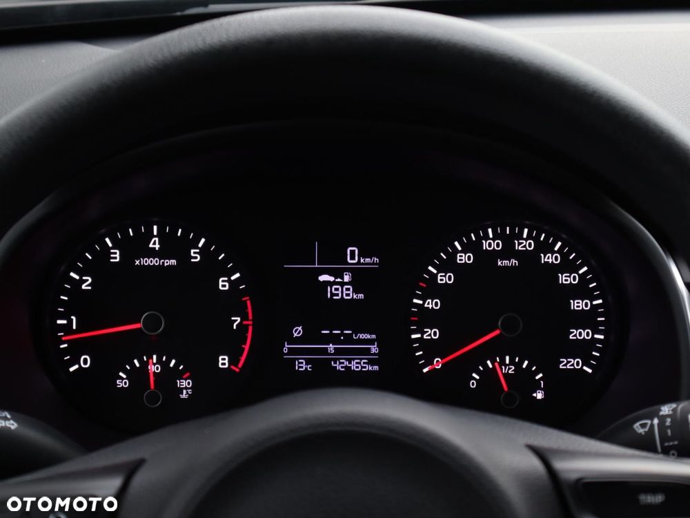 Kia Stonic 1.4 M - 11