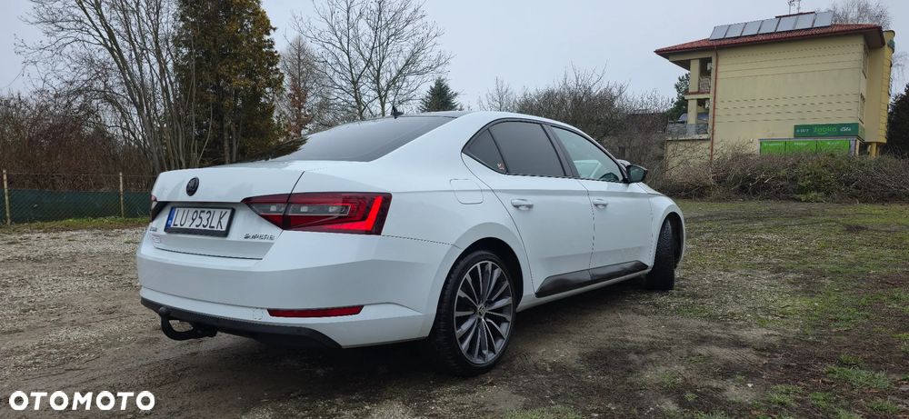Skoda Superb 2.0 TDI Style DSG - 14