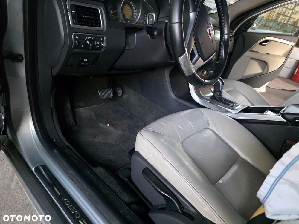 Volvo V70 - 21