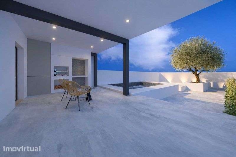 Moradia T3 com Piscina e 2 Suites | Vila Ruiva - Grande imagem: 2/12