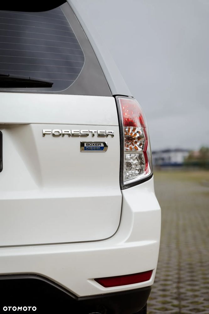 Subaru Forester 2.0D XE 000 - 10
