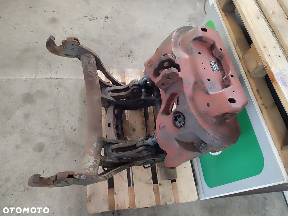Przedni TUZ 4362146H01 MASSEY FERGUSON 8670 - 8