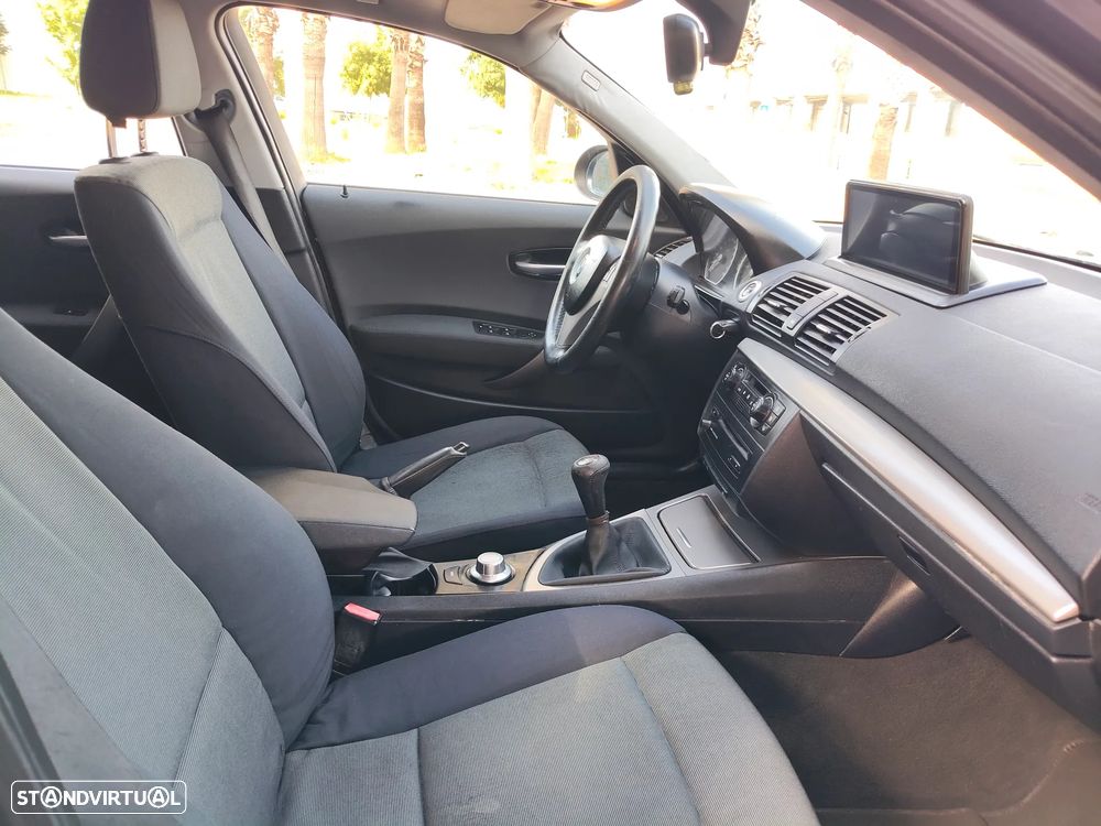 BMW 120 d Sport - 14