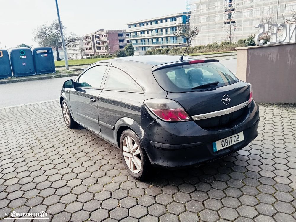 Opel Astra GTC 1.7 CDTI - 4
