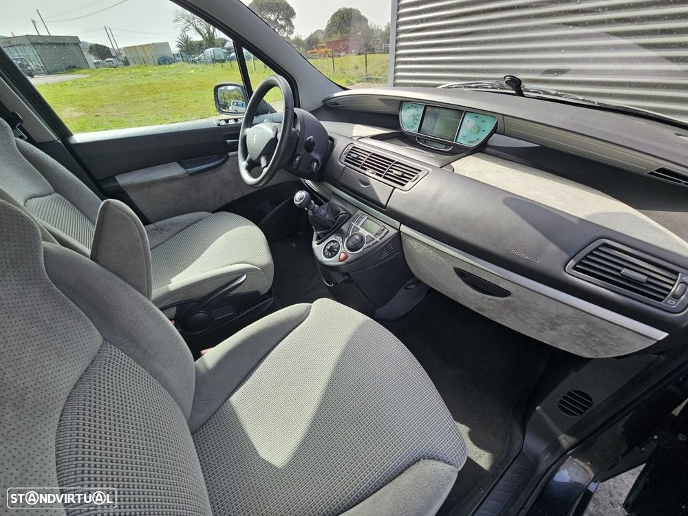 Peugeot 807 2.2 HDi Navteq - 27