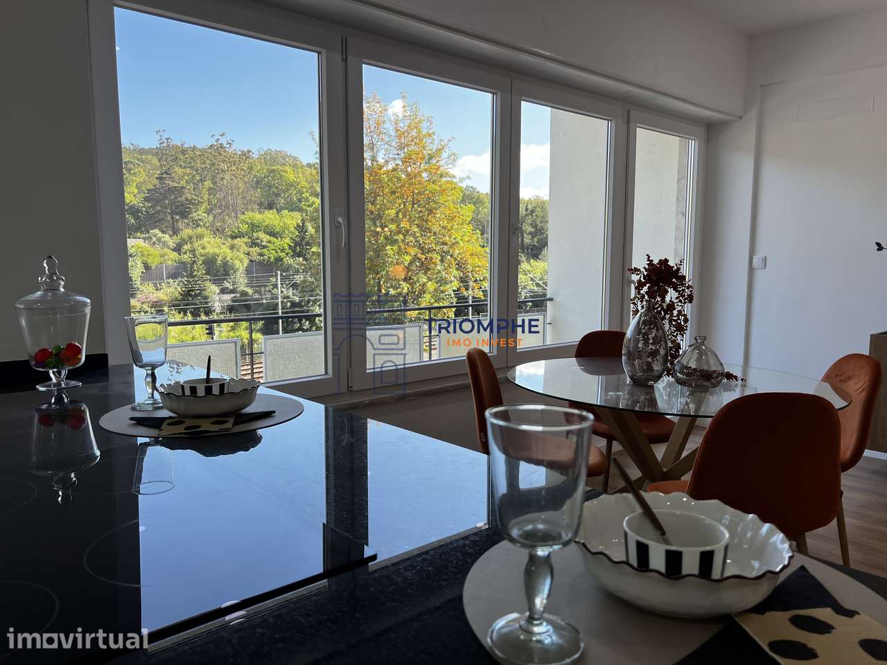 Apartamento T3 remodelado com varanda em Benfica - Grande imagem: 4/23