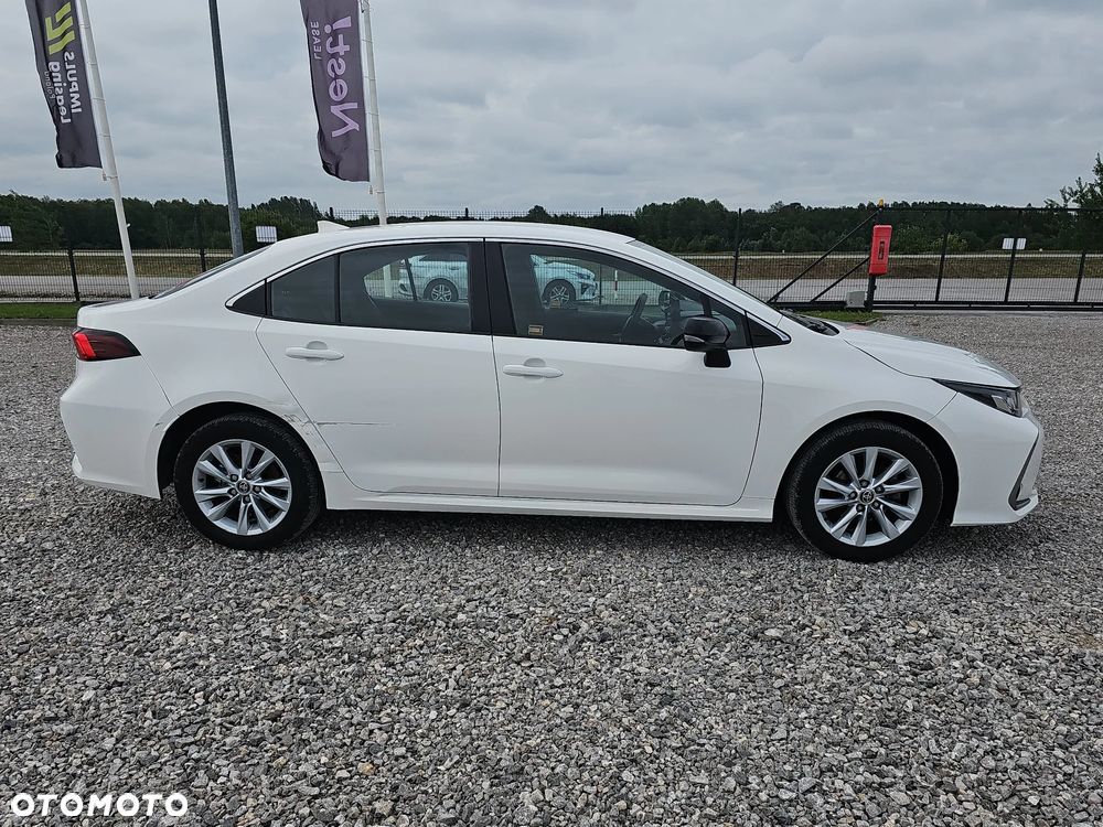 Toyota Corolla 1.8 Hybrid Comfort - 4