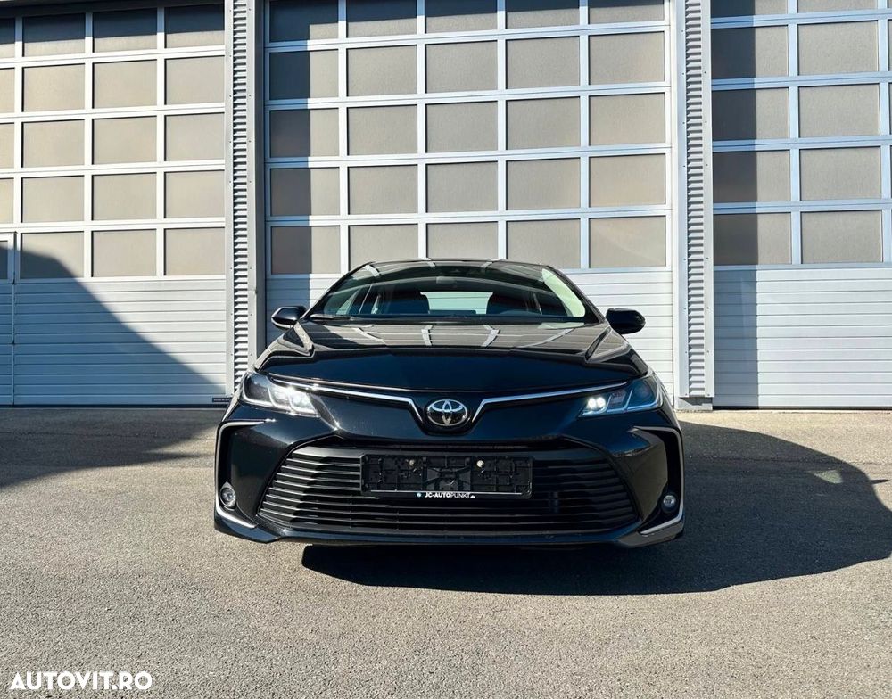 Toyota Corolla - 5