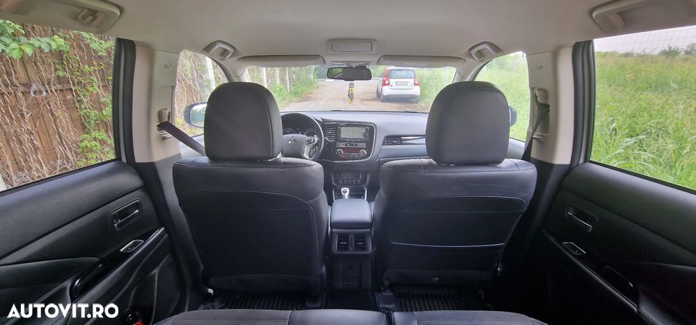 Mitsubishi Outlander PHEV 2.4 L 4X4 Instyle+ - 4