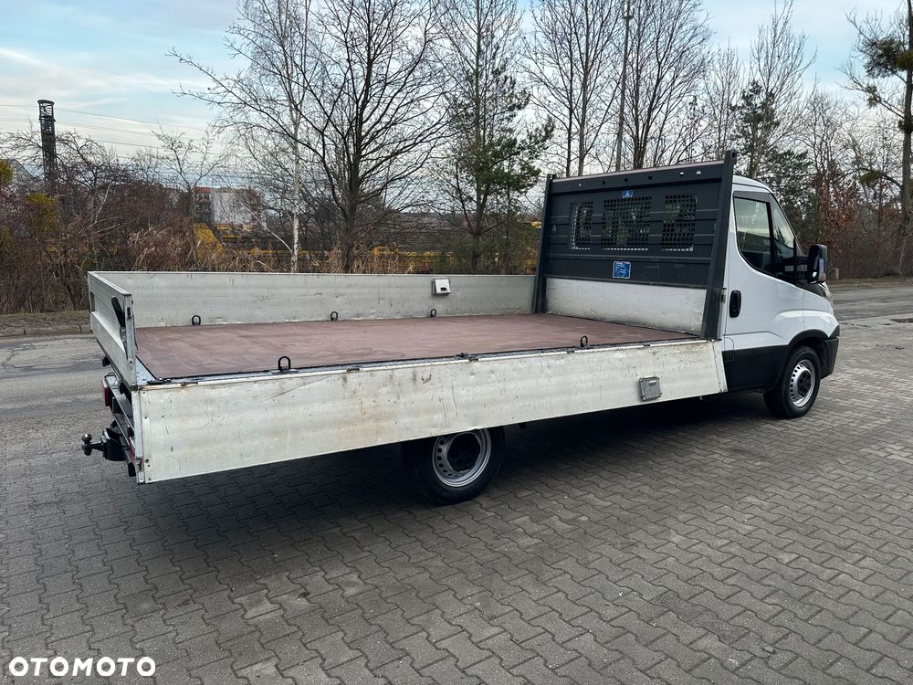 Iveco DAILY - 12